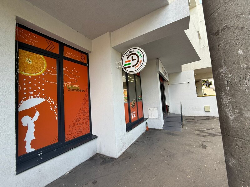 Tepes Voda nr. 66-72, spatiu comercial de vanzare.